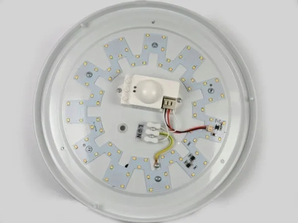 plafon-okragly-bowi-bialy-kolor-bialy