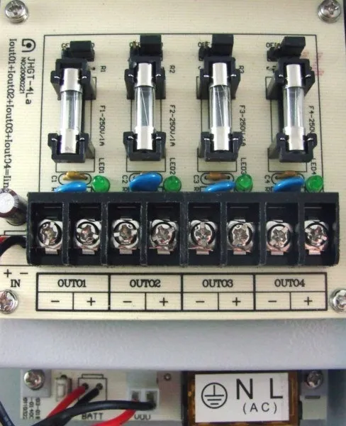 zasilacz-cctv-back-up-12v-4p-3a-rodzaj-gwintu-inny