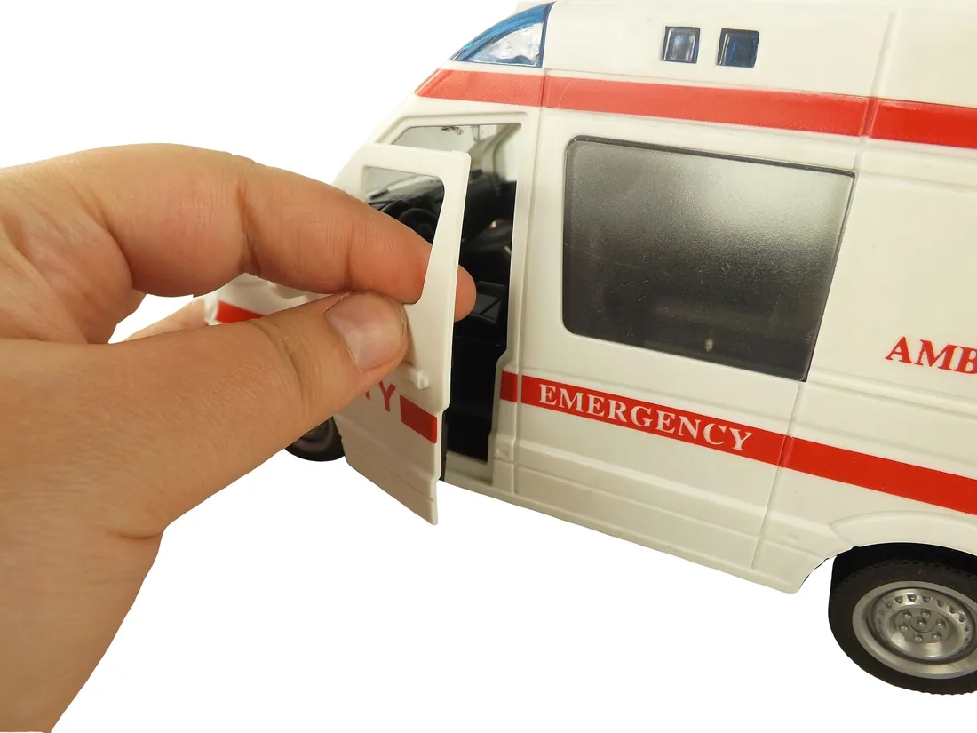 auto-ambulans-karetka-otwierane-drzwi-1-16-wy590ak-bohater-brak