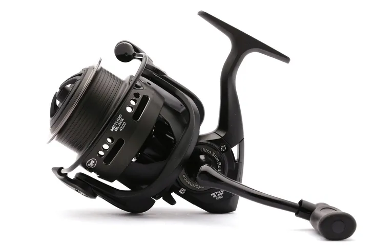 kolowrotek-york-method-black-4500-5-2-1-przelozenie-5-2-1