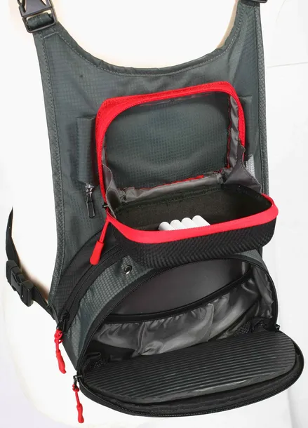 torba-mikado-chestpack-active-1-l-srebrny-waga-z-opakowaniem-0-3-kg