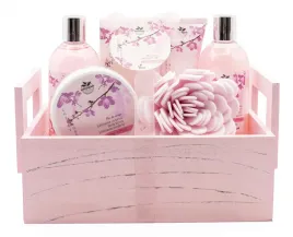 bcs-kosz-drewniany-zestaw-prezentowy-dzien-mamy-kosmetykow-ciala-kapieli