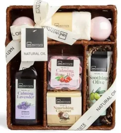 idc-kosz-zestaw-prezentowy-swiateczny-kosmetykow-ciala-kapieli-natural-oil