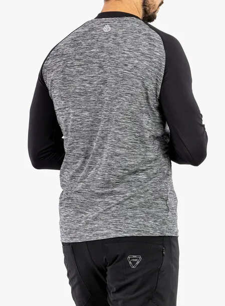 bluza-rowerowa-sensor-charger-jersey-ls-grey-black-s-wlasciwosci-antybakteryjne