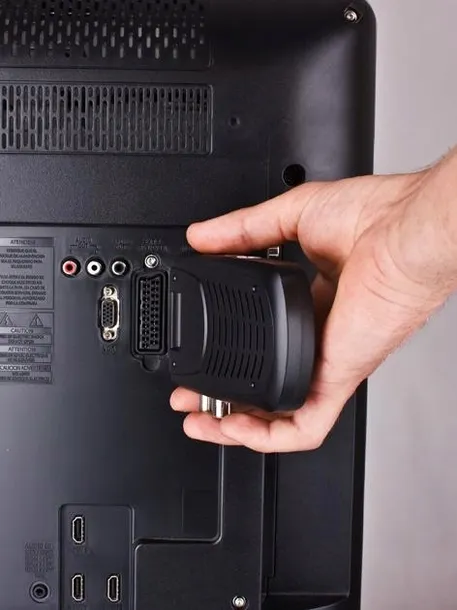 dekoder-tuner-telewizji-naziemnej-fullhd-dvb-t2-hevc-h-265-zlacza-cyfrowe-wyjscie-koaksjalne