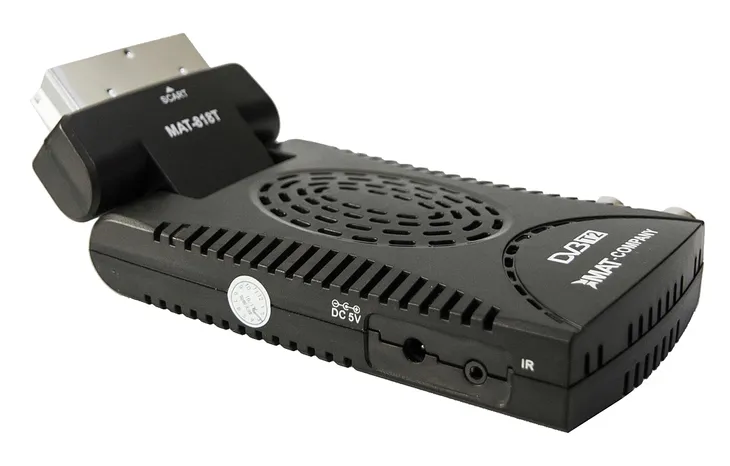 dekoder-dvb-t2-hevc-tv-naziemnej-tuner-hd-antena-wifi-pilot-baterie-zestaw-marka-mat-company-waga-z-opakowaniem-1-kg