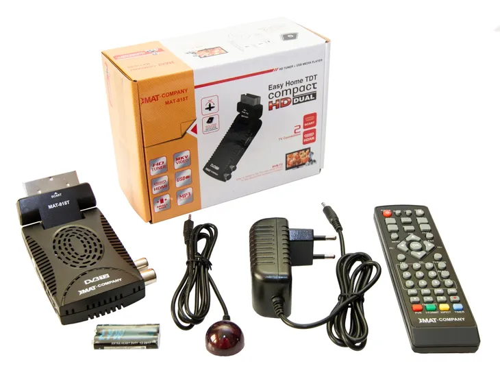 dekoder-dvb-t2-hevc-tv-naziemnej-tuner-hd-antena-wifi-pilot-baterie-zestaw-marka-mat-company-zlacza-hdmi