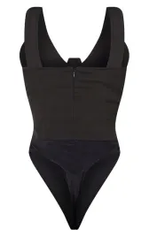 czarne-body-klasyczne-dopasowane-na-ramiaczkach