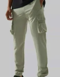 zielone-spodnie-sportowe-joggery-fason-cargo-kieszenie-boohooman-m