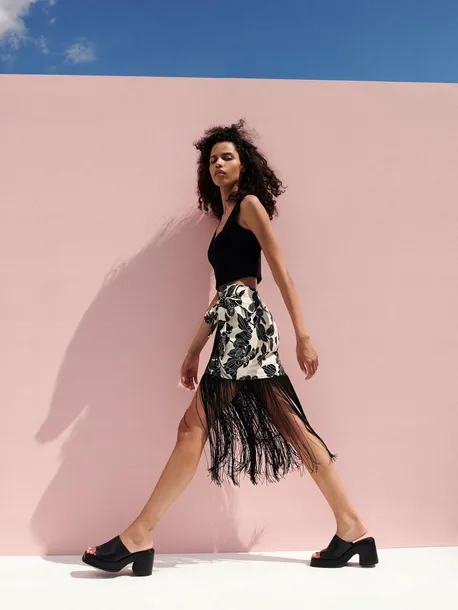 reserved-spodnica-prosta-rozmiar-s-rozmiar-s