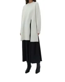 sweter-kremowy-oversize-z-rozcieciami-dlugi-gladki-z-welna-m