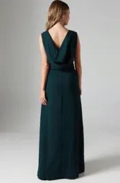 ciemnozielona-klasyczna-sukienka-maxiszerokie-ramiaczka-coast-158