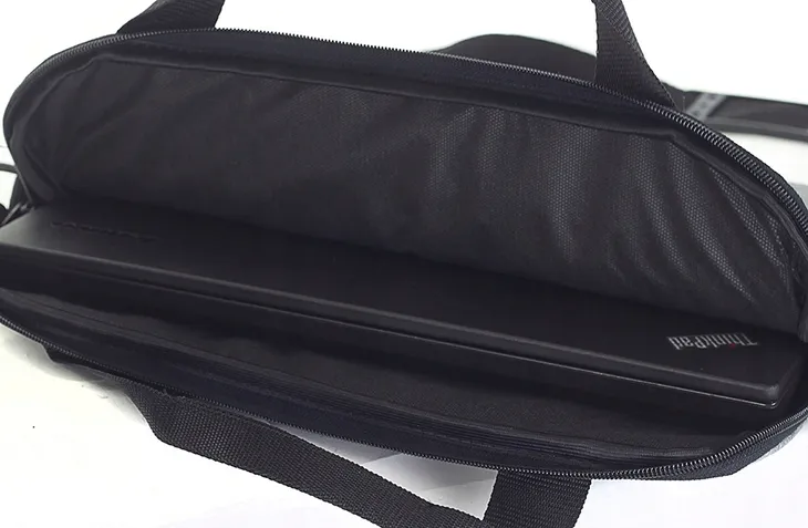 torba-na-laptopa-156-morello-waga-z-opakowaniem-0-4-kg-wielkosc-matrycy-15-6