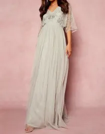 zdobiona-sukienka-wieczorowa-szalwia-dluga-elegancka