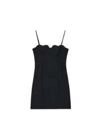 dopasowana-czarna-sukienka-mini-na-ramiaczkach-bawelniana