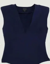 granatowe-body-poduszki-na-ramionach-gleboki-dekolt-v-karen-millen-m