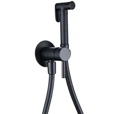 kran-bateria-bidetowa-lazienkowa-bidet-czarny-mat