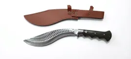 noz-kukri-gurkha-maczeta-skorzana-pochwa-rekojesc-drewno