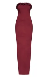 bordowa-klasyczna-sukienka-odkryte-ramiona-kwiaty-maxi