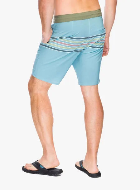 spodenki-protest-prtjacker-beachshort-tourmaline-blue-s-kolor-niebieski