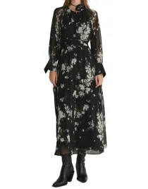 czarna-wzorzysta-sukienka-maxi-z-dlugim-rekawem-ozdobna-roza