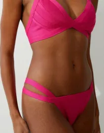 bandazowy-dol-od-bikini-rozowy-wyciecia-paski-maxi-karen-millen-s