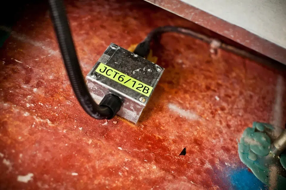 tasma-brother-tzec31-waga-z-opakowaniem-0-15-kg