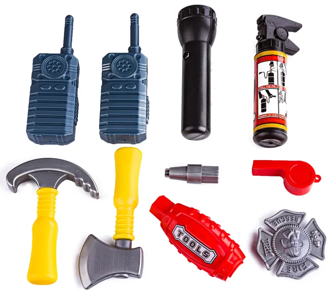zestaw-strazaka-woz-strazacki-akcesoria-material-plastik