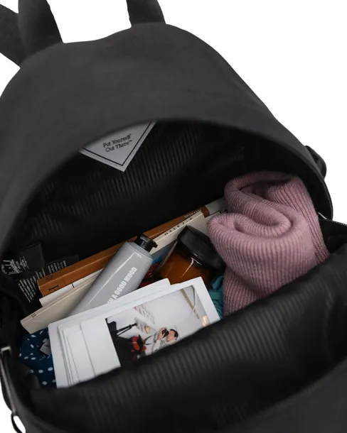 plecak-herschel-classic-mini-backpack-11379-02077-cechy-dodatkowe-na-zamek
