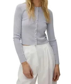 niebieski-dopasowany-kardigan-wiskoza-zapinany-dlugi-rekaw