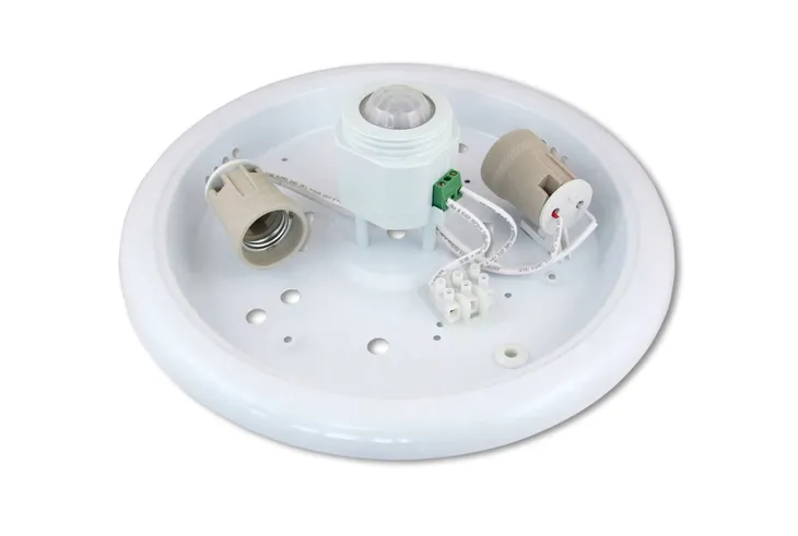 plafon-lampa-panel-led-czujnik-ruchu-360-2xe27-waga-z-opakowaniem-0-7-kg