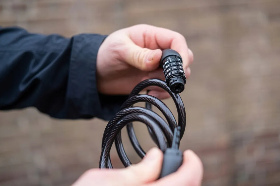 zapiecie-rowerowe-linka-na-kod-bbb-quickcode