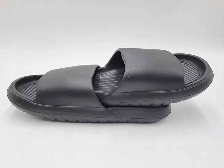 klapki-czarne-classicor-r-42-kod-producenta-be577