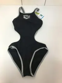 arena-stroj-kapielowy-jednoczesciowy-czarny-rozmiar-38