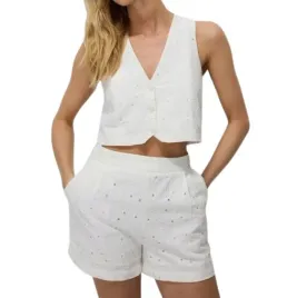 biala-haftowana-kamizelka-szerokie-ramiaczka-zapinana-guziki