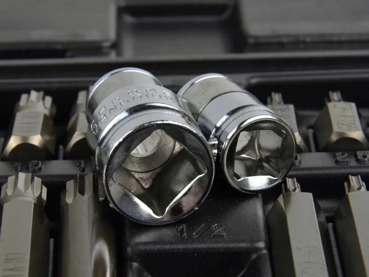 klucze-nasadowe-40-el-kluczy-trzpieniowe-imbusowe-torx-spline-box-zestaw-marka-geko