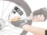 manometr-topeak-shuttle-guage-digital-waga-102-g
