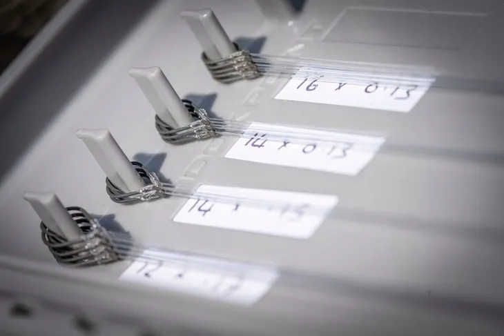 pudelko-na-przypony-long-rig-case-guru-waga-z-opakowaniem-0-5-kg-rodzaj-pudelko