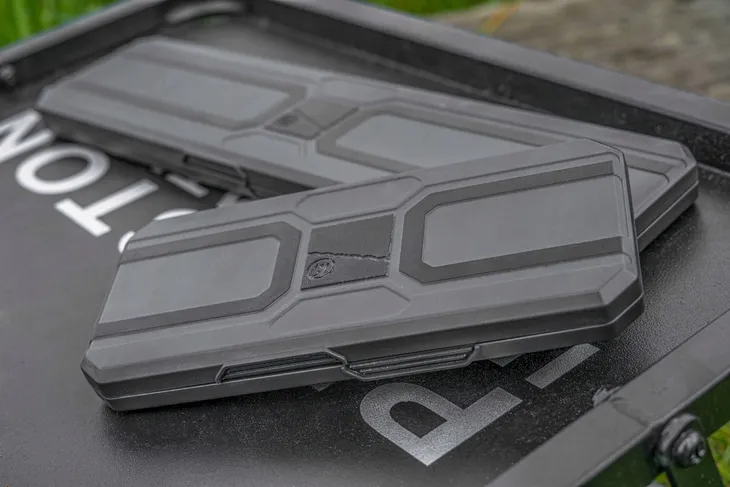 pudelko-preston-absolute-hooklength-boxes-srebrny-marka-preston-kolor-srebrny