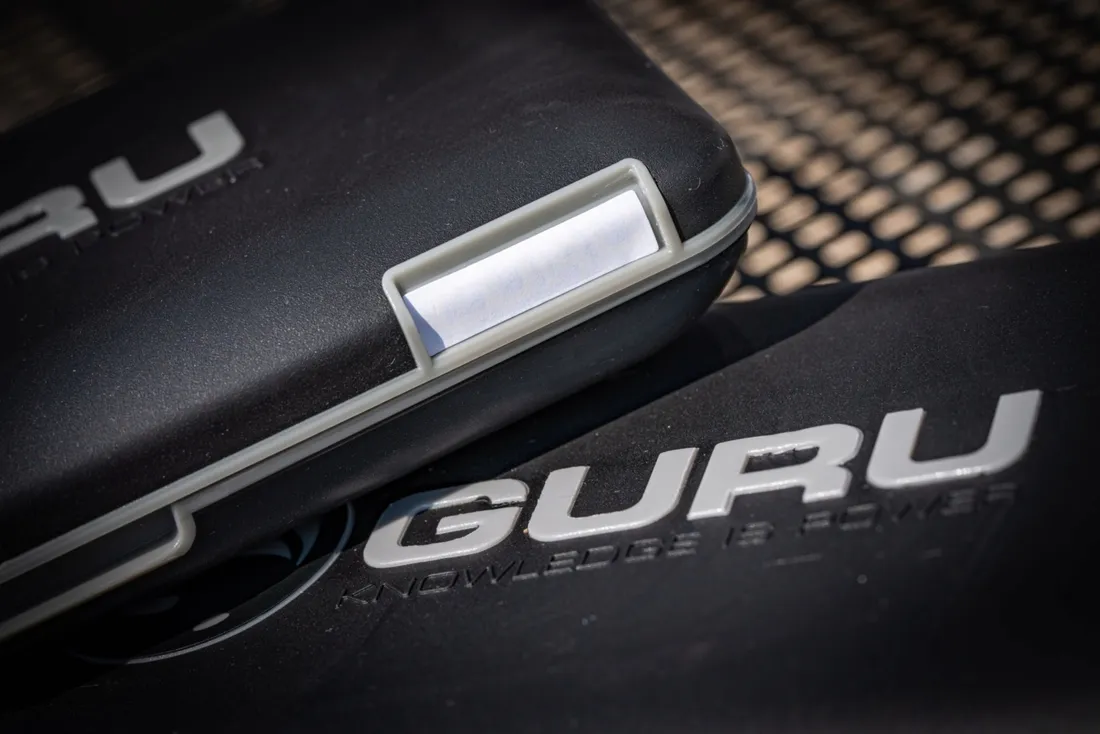 pudelko-guru-stealth-rig-case-pomaranczowy