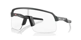 okulary-sportowe-oakley-sutro-lite-mtt-carbon-clear-fotochromatyczne