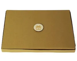 ozdobne-eleganckie-pudelko-prezentowe-z-welna-drzewna-idealne-opakowanie