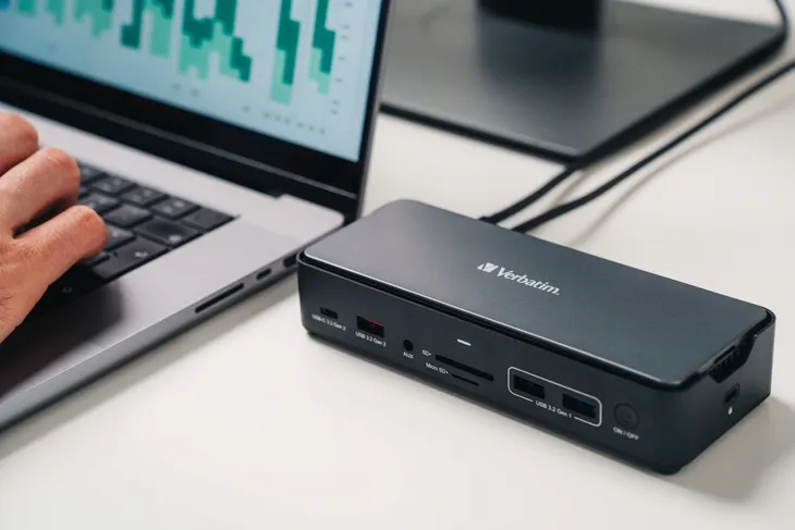 stacja-dokujaca-verbatim-usb-c-pro-cds-15s-waga-z-opakowaniem-0-436-kg-certyfikat-ce