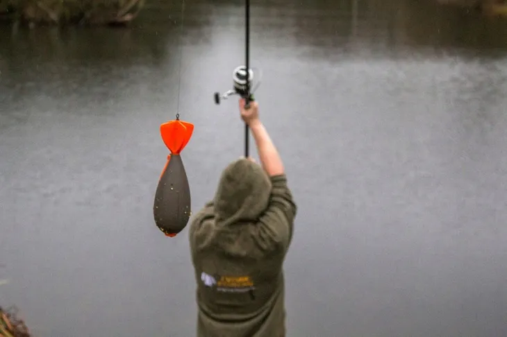 zanetnik-fox-impact-spod-medium-marka-fox-kod-producenta-cac639