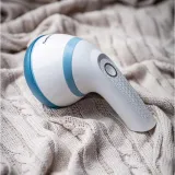 golarka-do-ubran-klausberg-kb-7806-cechy-dodatkowe-nozyki-ze-stali-nierdzewnej