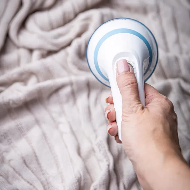 golarka-do-ubran-klausberg-kb-7806-zawiera-baterie-tak