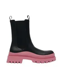 czarne-wsuwane-klasyczne-botki-na-platformie-rozowa-podeszwa-ekoskora-39