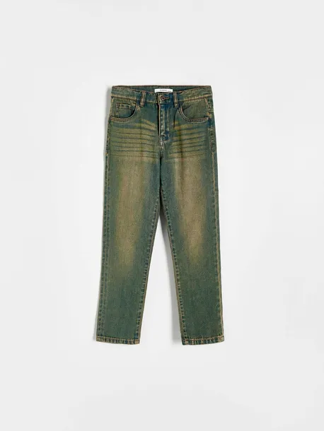 reserved-jeansy-146-fason-proste