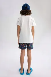 komplet-t-shirt-bialy-nadruk-spodenki-szorty-granat-marvel-defacto-122-128