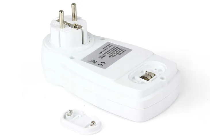 watomierz-mar-pol-16-a-3680-w-waga-z-opakowaniem-0-25-kg